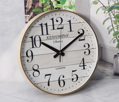 PLASTIC CLOCK 35x35x4