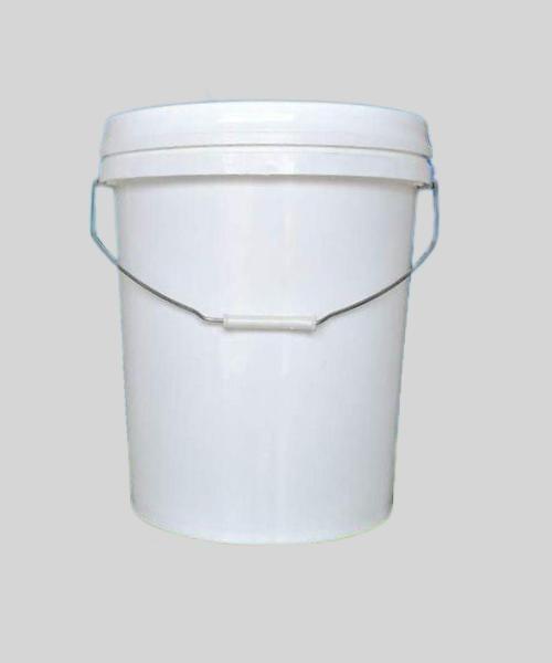 Plastic bucket