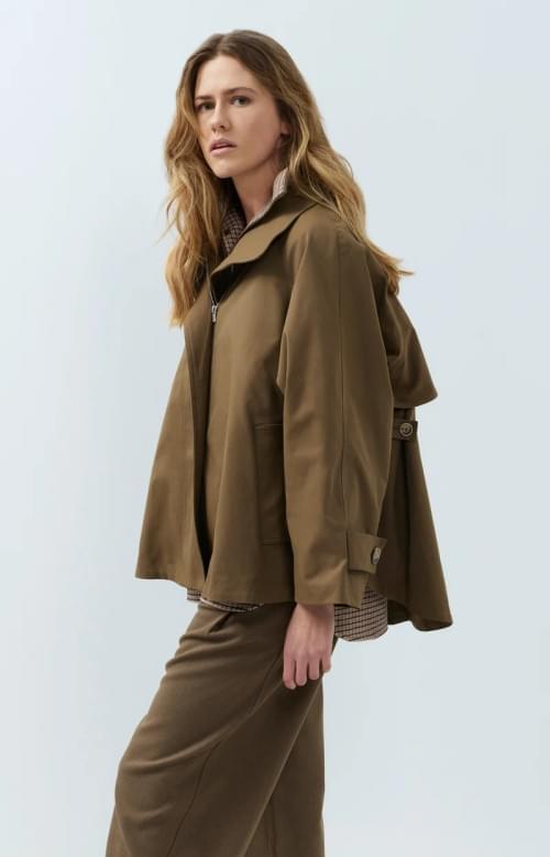 Trench YAYA 001083