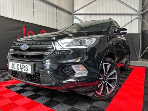 Ford Kuga/ST Line/1.5/Leder/Camera/Pdc/Cc/Zv/Sv/Carplay/