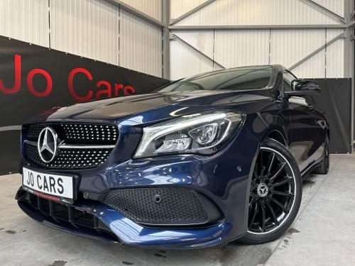 Mercedes CLA 180 /AMG pack/pdc/cc/navi/Led/Camera/