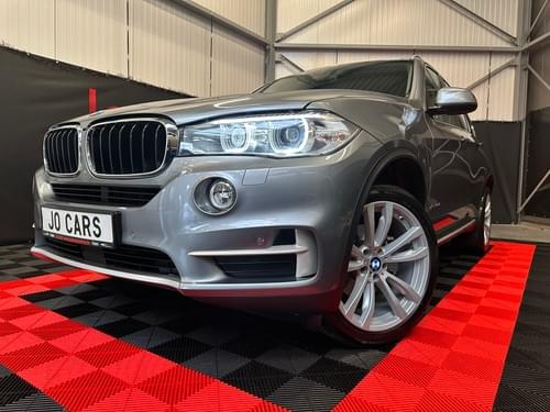 BMW X5 3.0 Xdrive/Sport-Aut/Led/Camera/Leder/20"/Trekhaak/