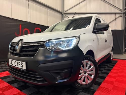 Renault Express 1.5 Blue dCi Confort/Lichte vracht/ Nieuw staat !!!! top aanbod!!! 2 Stuks!!!