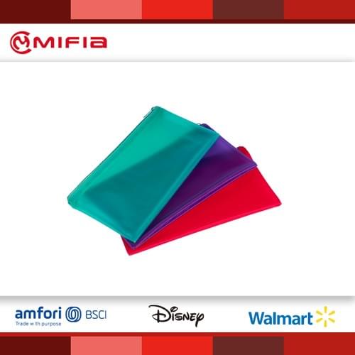 MFO-8175 Bolsa de PVC con Cierre y Texturas Especiales