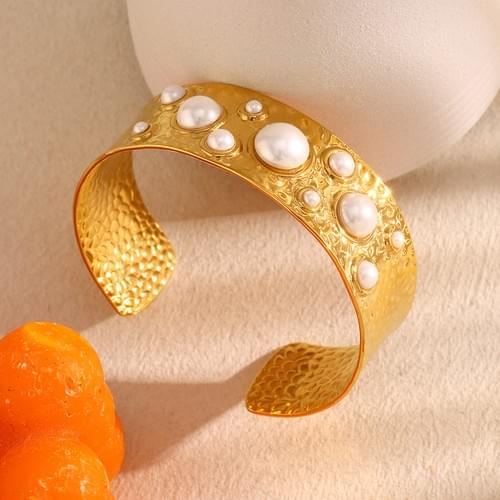 Aurélle Celestia Pearl Cuff