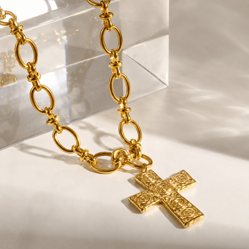 The Covenant Luxe Cross Necklace™