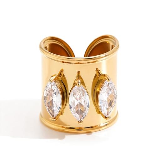 The Valoria Horse Eye Ring™