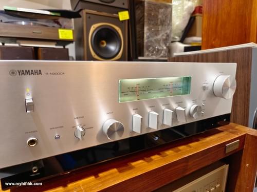 Yamaha R-N2000A