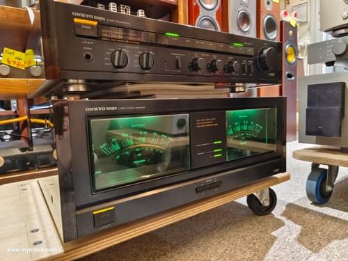 Onkyo P-304 & M-504