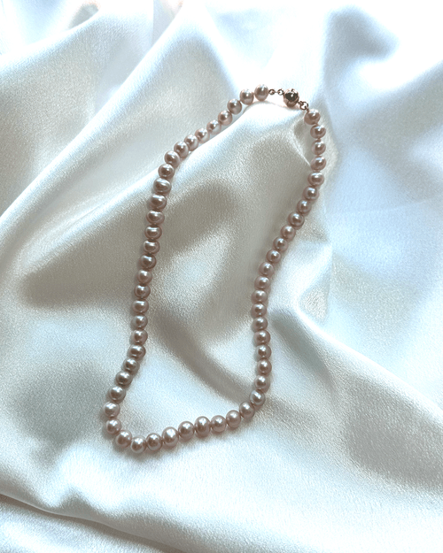 紫粉珍珠磁石頸鏈 Lavender pearl magnet necklace