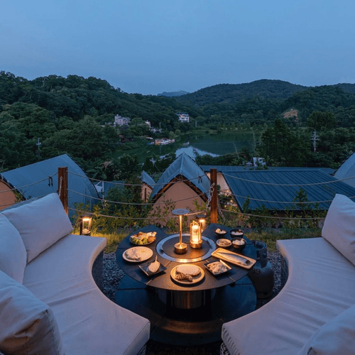 春節快樂!苗栗最新超CHILL杉棲山旭豪華懶人露營包園一泊三食.秘境賞櫻.烏色咖啡2日