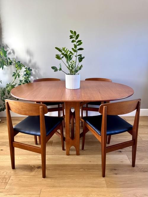 SOLD Jentique Mid-Century Retro Vintage 1968 Dining Table and 4 Chairs