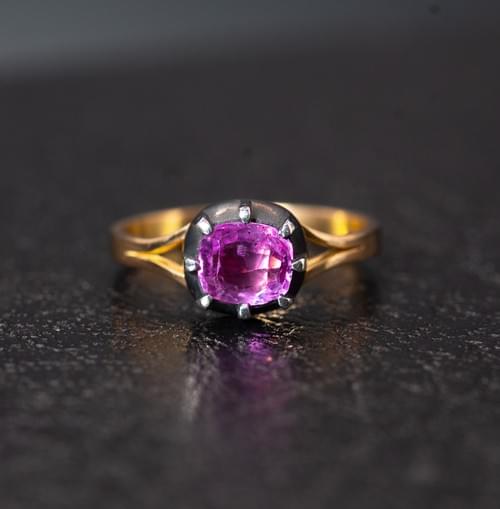 Pink sapphire ring