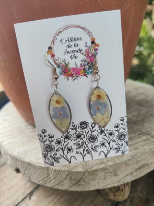 boucles d'oreille acier inoxydable 3 fleurs ( myosotis, aubépine, viorne obier)