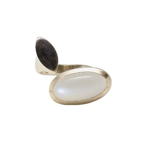 Silver Ring one side silver one side oval Cabochon Moonstone 55