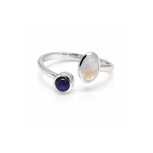 Silver Ring with one oval Moonstone and one round Sapphire size 54