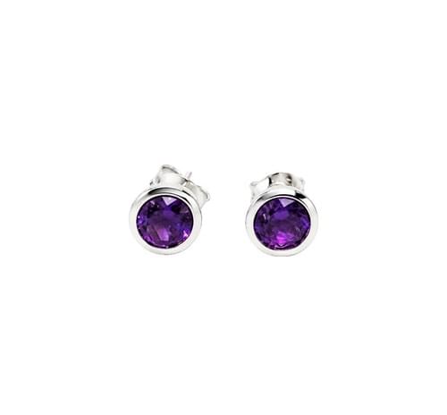 Earring in Silver with each one round Amethyst