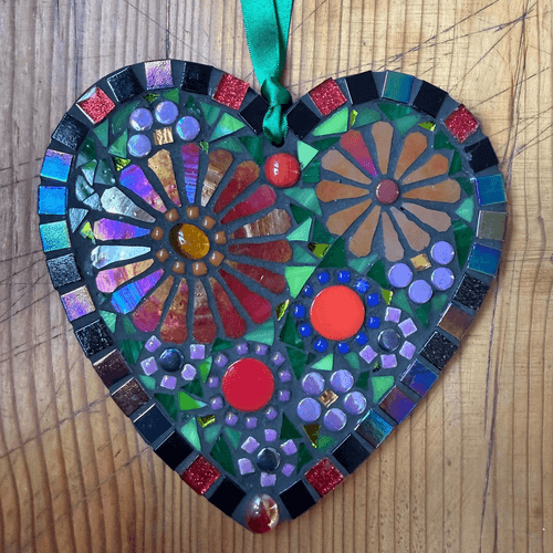 Red Pearl Mosaic Heart 15cm