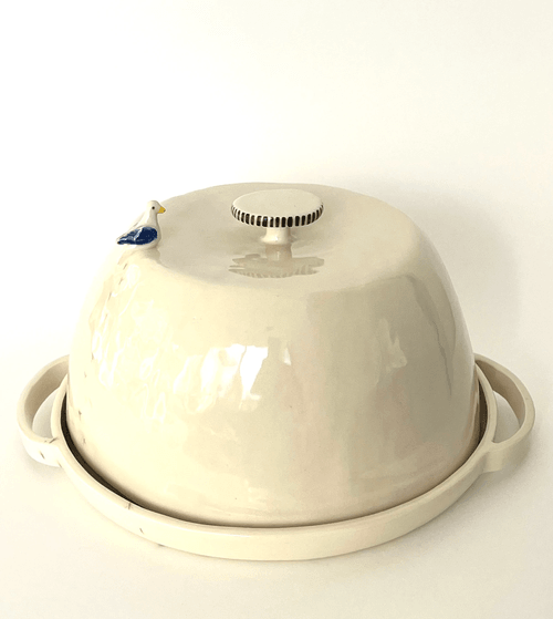 Sourdough Dutch Oven - decorative - ceramic with climbing pigeon