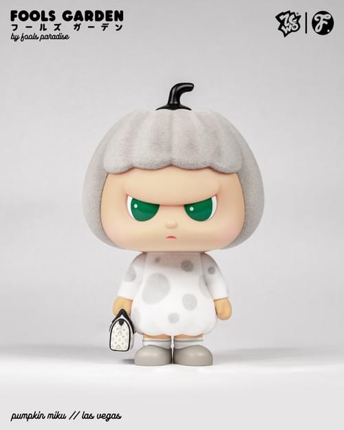 Pumpkin Miku // Las Vegas