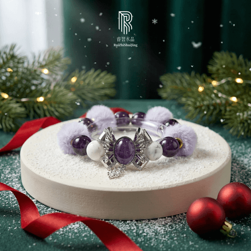 花雪紫語|紫水晶蝴蝶結魔盒、暴風雪白水晶、紫水晶、淺紫毛球|靈感啟動|清晰守護|儀式高頻|設計款水晶手串|睿智水晶