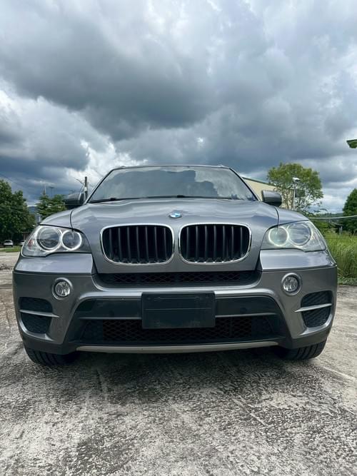 2012式 BMW X5 xDrive30d (E70)