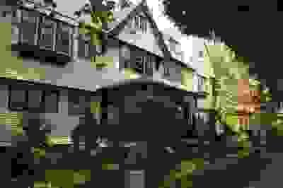 broken image