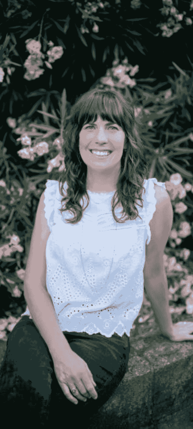 Dr. Julianna Englund Dr. Julianna Englund