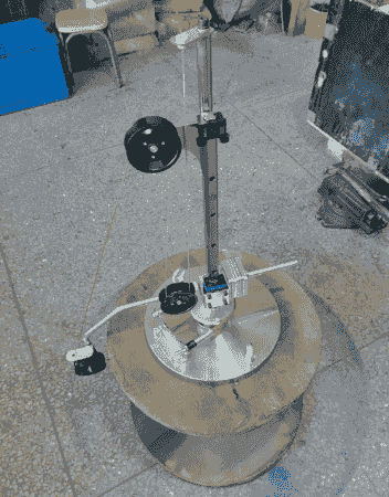 automatic pay-off for cable and wire