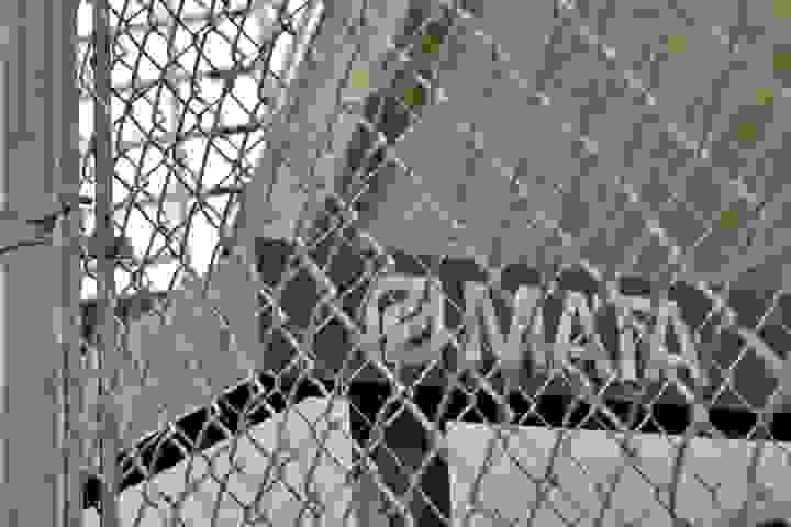 broken image