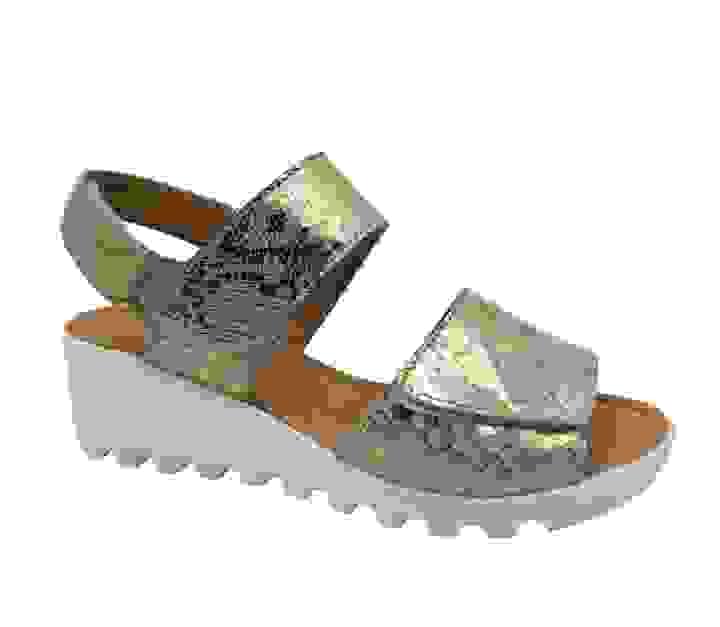 Platform sandals for women by Quanzhou Xuanfeng, contact sales2@chinashoelink.com