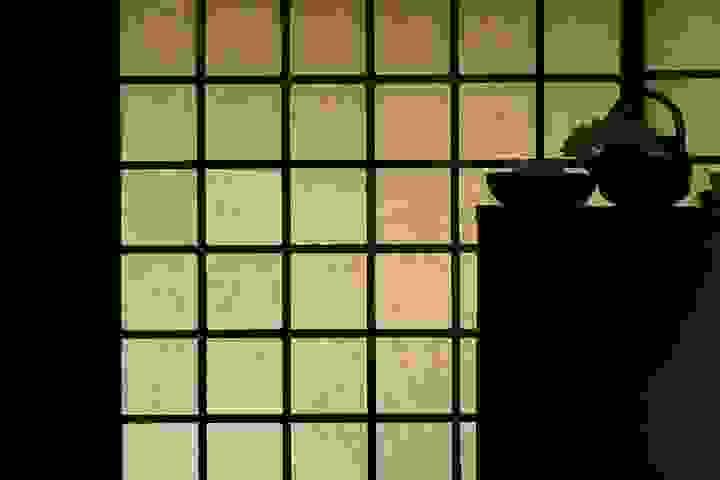 broken image