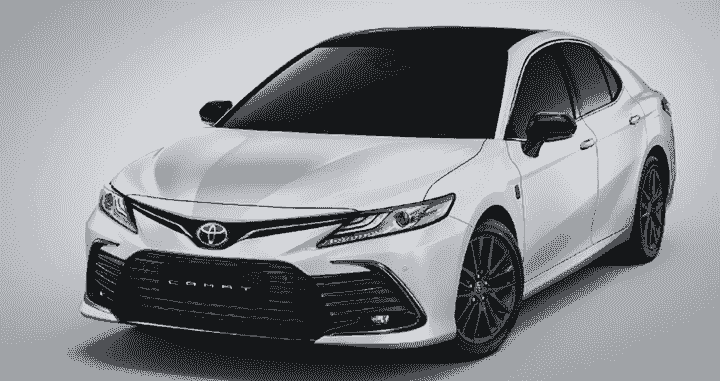 曼谷機場接送白色轎車Toyota Camry