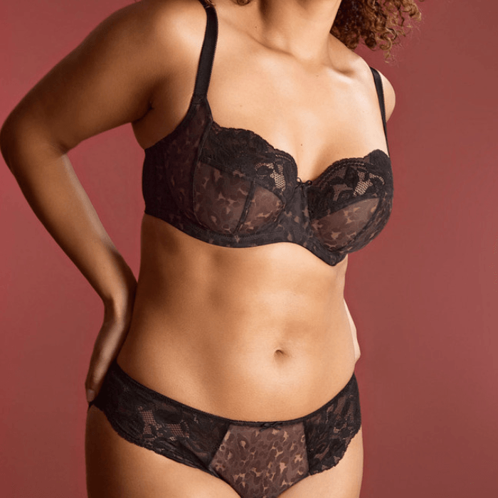 Light nude coloured t-shirt bra