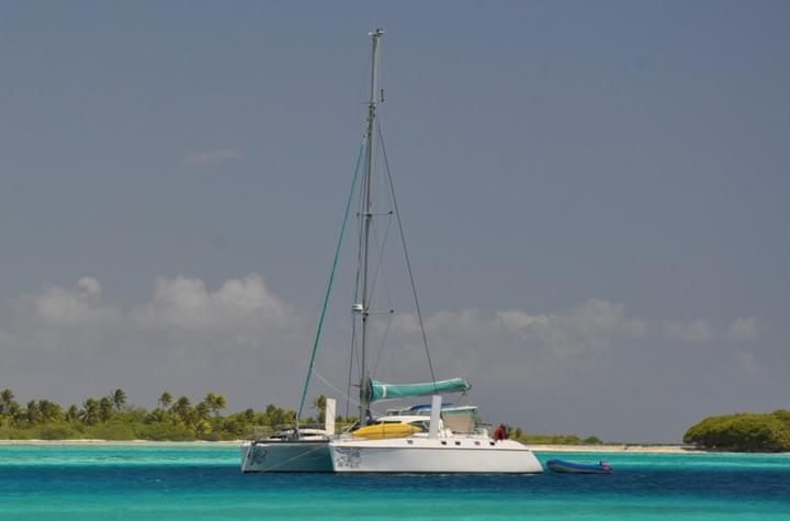 private cruise Fakarava