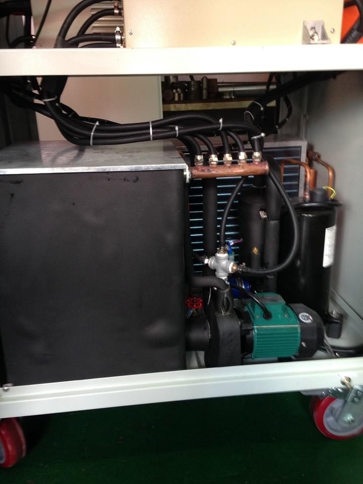 mobile induction heating machine