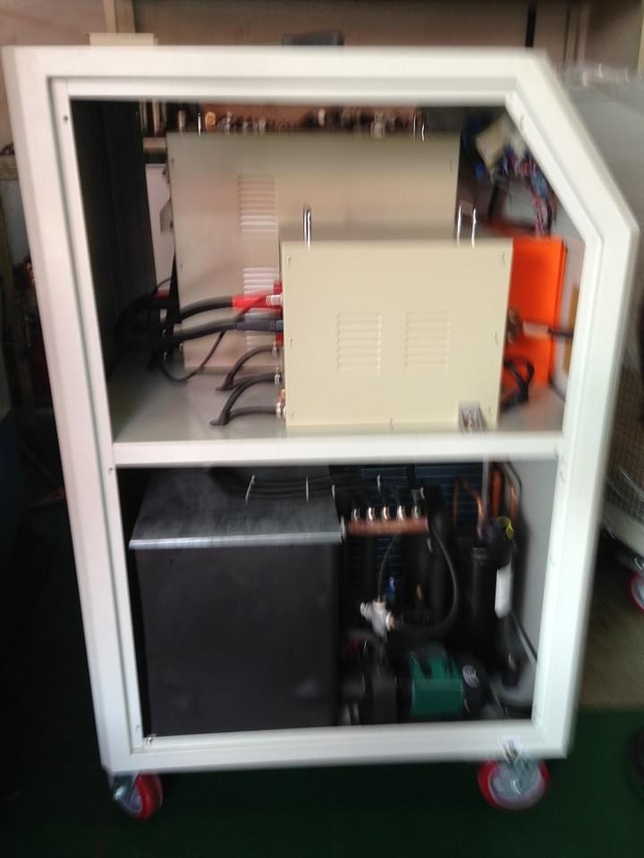 mobile induction heating machine