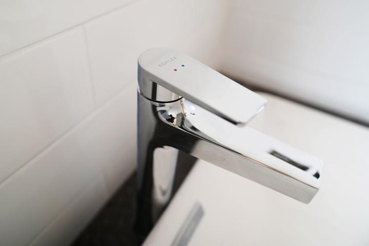 Denya's_bathroom_tap_in_Airport_Residential