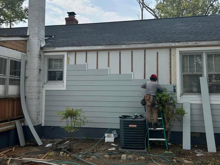 siding replace install contractor