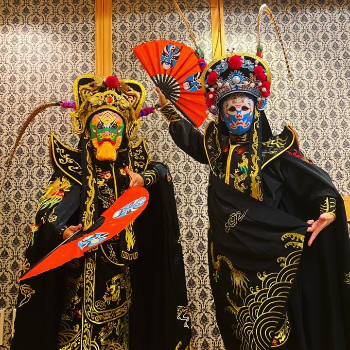 変面王 姜鵬と変面俳優姜潤の双人変面ショー