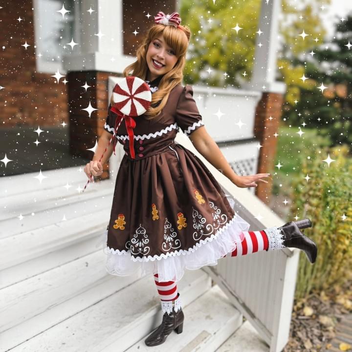 Gingerbread Holiday Performer Christmas Carolers Edmonton Live Entertainment 