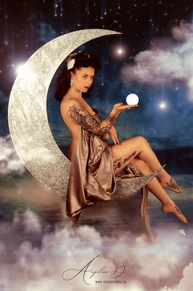 MISS PIN-UP FRANCE - NENA VALVERDE - JURY ET CHANTEUSE