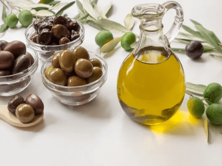Dégustation d'huile d'olive dans le Luberon