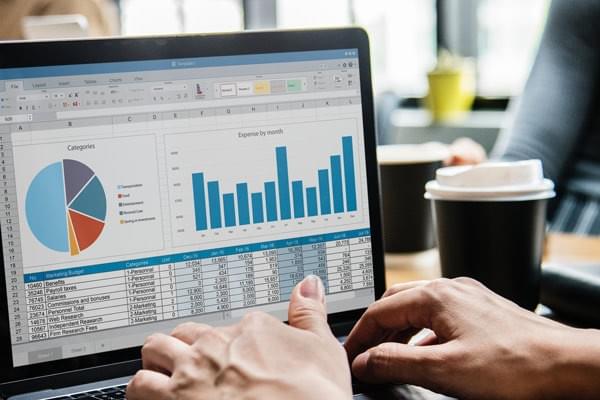 CFOネットワークで集まる独自案件