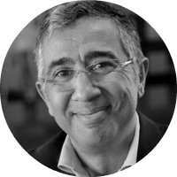 Nasser Kettani a une très grande expérience dans les technologies et le digital grâce à ses rôles de directeur chez Microsoft et IBM. Il est aujourd’hui CEO de son agence de conseil Kettani Digital Consulting & co-fondateur de Hidden Clouders
