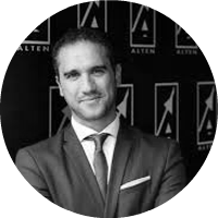 Amine Zarouk est le directeur de la filiale Alten Maroc & vice président de l'APEBI. L’entreprise qu’il dirige aujourd’hui accueille, forme et développe par centaines les compétences de la nouvelle génération d’ingénieurs