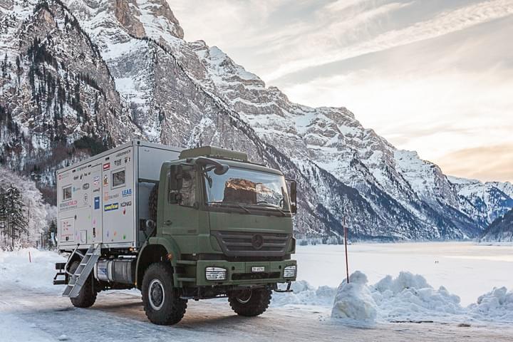 4xtremes expedition vehicle russia