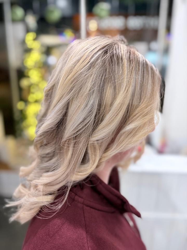 Luxurious hair colour