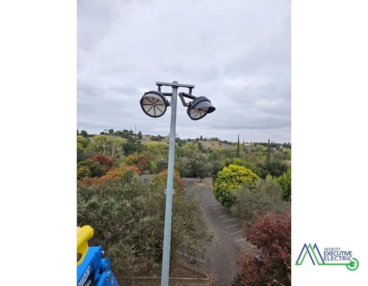 Lighting-retrofit-electricians-near-me-modesto-california-modesto-ca-electrical-contractors-commercial-electricians-residential-electricians
