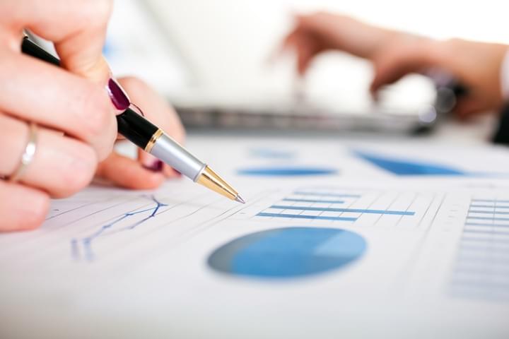 Technology financial decision analysis